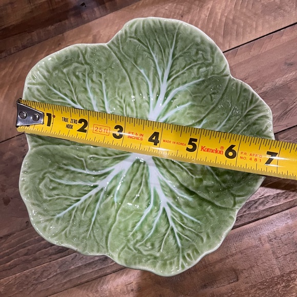 ❌SOLD❌Bordallo Pinheiro Cabbage Bowl - Picture 4 of 4